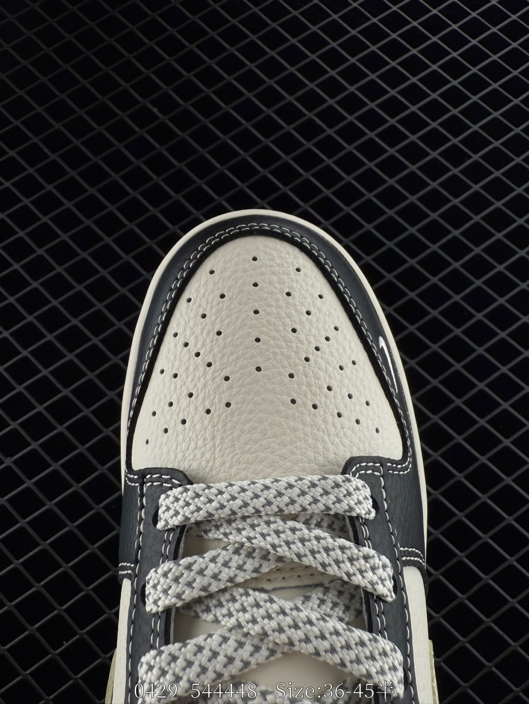 Travis Scott x Air Jordan 1 ” Reverse Mocha “